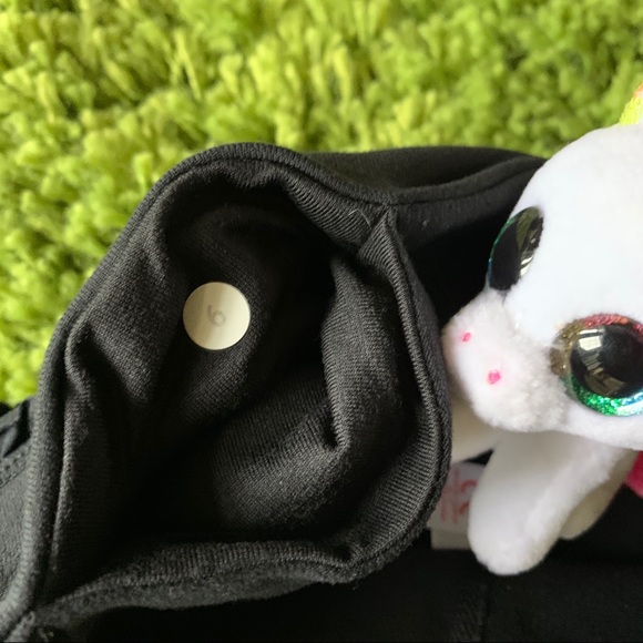 Lululemon Shorts - Picture 6 of 6